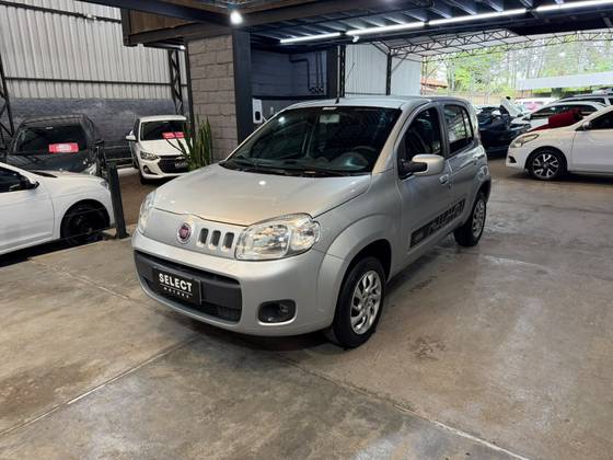 FIAT UNO 1.0 EVO VIVACE 8V FLEX 4P MANUAL FIAT UNO 1.0 EVO VIVACE 8V FLEX 4P MANUAL